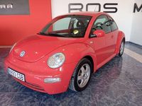 Usado VW Beetle 102 CV (75 kW) 2002 Rojo Utilitario