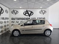 Usado Renault Clio II Authentique 70 CV (51 kW) 2007 Beige Berlina