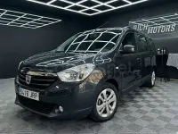 Usado Dacia Lodgy Lauréate 115 CV (84 kW) 2016 Gris / plata Monovolumen