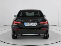 Usado Mercedes A180 116 CV (85 kW) 2022 Negro Berlina