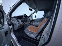 Usado Nissan Primastar 110 HP (80 kW) 2021 Cinzento Monovolume