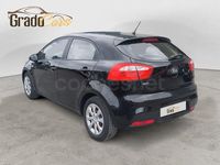 Usado Kia Rio 85 CV (62 kW) 2012 Negro Berlina
