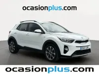 Usado Kia Stonic 101 CV (74 kW) 2019 Blanco SUV