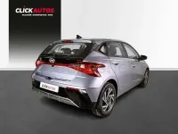 Usado Hyundai i20 100 CV (73 kW) 2024 Azul Utilitario