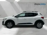 Usado Dacia Sandero Expression 101 CV (74 kW) 2023 Blanco Berlina