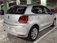Usado VW Polo Sportline 90 CV (66 kW) 2016 Gris / plata Berlina