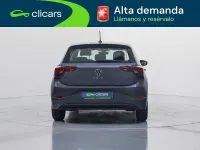 Usado VW Polo 95 CV (69 kW) 2022 Gris Utilitario