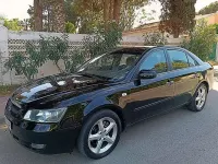 Usado Hyundai Sonata Style 140 CV (102 kW) 2008 Negro Berlina