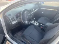 Usado Opel Vectra Elegance 150 CV (110 kW) 2006 Gris / plata Berlina
