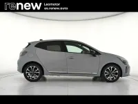 Usado Renault Clio V Techno 100 CV (73 kW) 2025 Gris Berlina