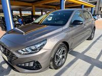 Usado Hyundai i30 N Line 120 CV (88 kW) 2022 Marrón Berlina