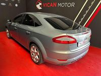 Usado Ford Mondeo Ambiente 140 CV (102 kW) 2007 Gris / plata Berlina