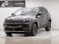 Usado Jeep Compass Limited 130 CV (95 kW) 2024 Gris / plata SUV