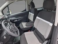 Usado Citroën Berlingo 100 CV (73 kW) 2025 Sirkka green Monovolumen