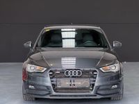 Usado Audi A3 Ambition 180 CV (132 kW) 2012 Gris Berlina