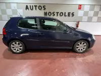 Usado VW Golf IV Trendline 105 CV (77 kW) 2006 Azul Berlina