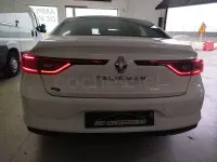 Usado Renault Talisman LIMITED 150 CV (110 kW) 2020 Blanco Berlina