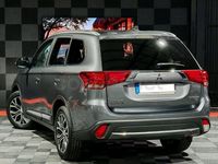 Usado Mitsubishi Outlander Motion 150 CV (110 kW) 2017 Gris / plata SUV