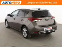 Usado Toyota Auris Active 115 CV (84 kW) 2016 Gris