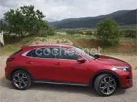 Usado Kia XCeed 120 CV (88 kW) 2020 Rojo SUV