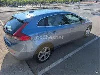 Usado Volvo V40 Momentum 115 CV (84 kW) 2015 Azul Berlina