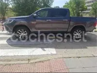 Usado Toyota HiLux 150 CV (110 kW) 2018 Gris / plata Pickup/Camioneta