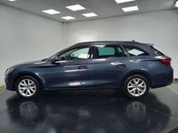 Usado Seat Leon Business 110 CV (80 kW) 2022 Gris Familiar