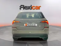 Usado Skoda Kamiq Ambition 110 CV (80 kW) 2021 Naranja SUV
