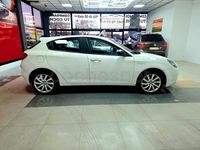 Usado Alfa Romeo Giulietta Super 120 CV (88 kW) 2018 Blanco Utilitario