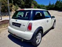 Usado Mini ONE 90 CV (66 kW) 2006 Blanco Utilitario