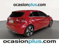 Usado Mercedes A180 Urban 109 CV (80 kW) 2016 Rojo Utilitario