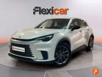 Usado Lexus LBX 136 CV (100 kW) 2024 Blanco SUV