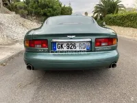 Usado Aston Martin Vantage 420 CV (308 kW) 2000 Verde Coupe