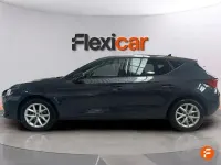 Usado Seat Leon Style 130 CV (95 kW) 2021 Gris