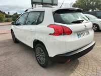 Usado Peugeot 2008 Allure 92 CV (67 kW) 2015 Blanco SUV