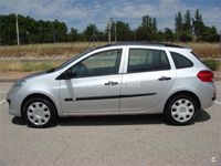 Usado Renault Clio GrandTour Dynamique 85 CV (62 kW) 2008 Gris / plata Familiar