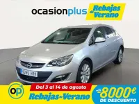 Usado Opel Astra Excellence 140 CV (102 kW) 2013 Gris Utilitario