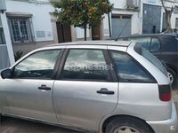 Usado Seat Ibiza 60 CV (44 kW) 1998 Gris / plata Utilitario