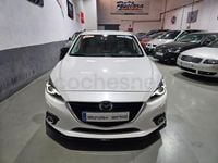 Używany Mazda 3 Luxury 150 KM (110 kW) 2014 Biały Sedan/Limuzyna