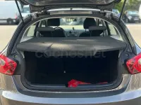 Usado Seat Ibiza I-Tech 70 CV (51 kW) 2015 Gris / plata Berlina