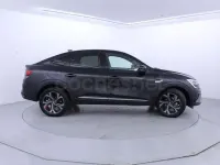 Usado Renault Arkana RS Line 145 CV (106 kW) 2021 Negro SUV