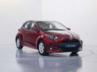 Usado Toyota Yaris Edition 125 CV (91 kW) 2021 Rojo Utilitario
