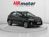 Usado Kia Stonic 84 CV (61 kW) 2022 Negro SUV