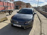 Usado VW Passat Advance 105 CV (77 kW) 2014 Gris / plata Familiar