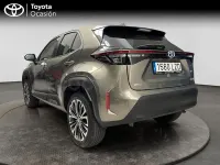Usado Toyota Yaris Cross Style 116 CV (85 kW) 2022 Gris / plata SUV