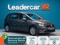 Usado VW Golf Sportsvan Edition 115 CV (84 kW) 2018 Gris / plata Monovolumen