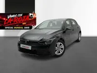 Usado VW Golf VIII Life 110 CV (80 kW) 2023 Negro Berlina