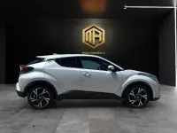 Begagnad Toyota C-HR Advance 122 HK (89 kW) 2022 Vit SUV