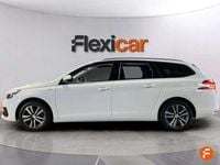 Usado Peugeot 308 SW Style 131 CV (96 kW) 2021 Blanco Familiar