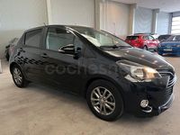 Usado Toyota Yaris Active 69 CV (50 kW) 2017 Negro Berlina